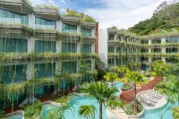 Panwaburi Beachfront Resort Hotel di Phuket