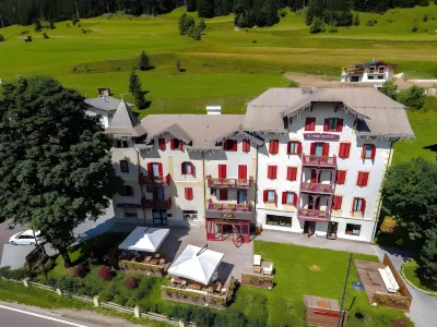 GH Hotel Piaz Hoteles en Pera