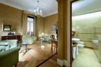 Eurostars Hotel Excelsior Hotels near Piazza del Municipio