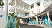 Deja Resort All Inclusive Отели рядом с достопримечательностью «Harbour Street»