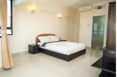 Sri Sayang Ocean Beach View โรงแรมใกล้หาดบาตูเฟอร์ริงฮิ