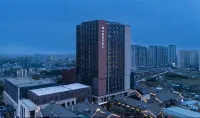 MEHOOD LESTIE Hotel (Shanghai Guoji Lüyoudujiaqu Chongxi Road) Các khách sạn gần Shanghai Safari